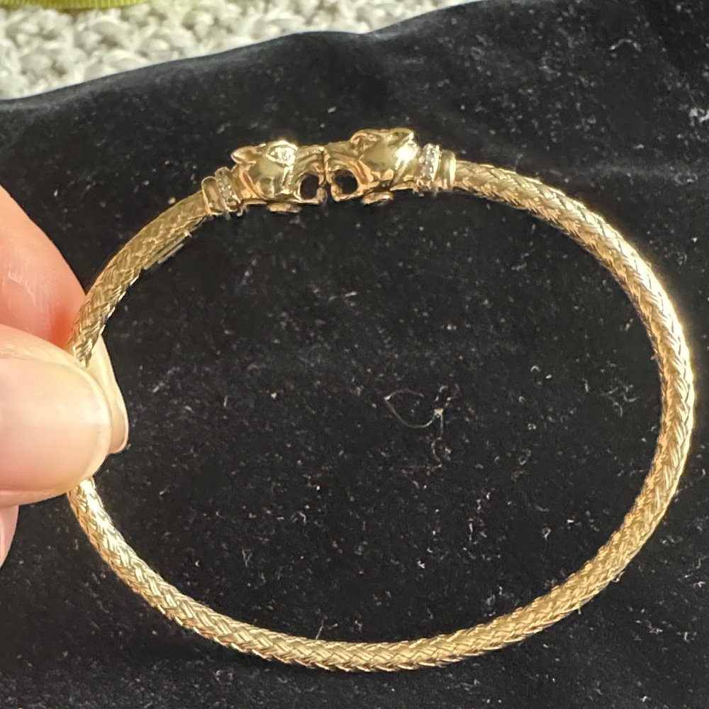 Braided Gold-Tone Lion Head Hinge Bracelet - Classic Women's Bangle